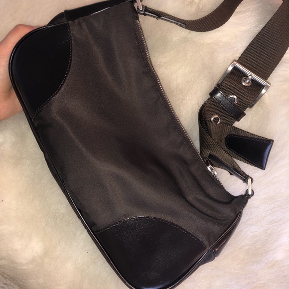 Authentic Prada bag - Picture 3 of 5